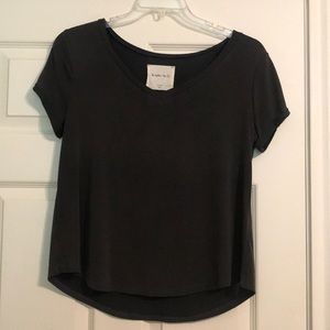 Basic V Neck Tee